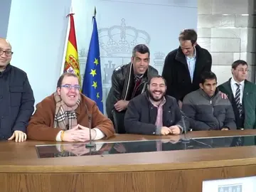 El equipo de 'Campeones' pide a Sánchez más ayudas para personas con discapacidad en su visita a La Moncloa El equipo de 'Campeones' pide a Sánchez más ayudas para personas con discapacidad en su visita a La Moncloa