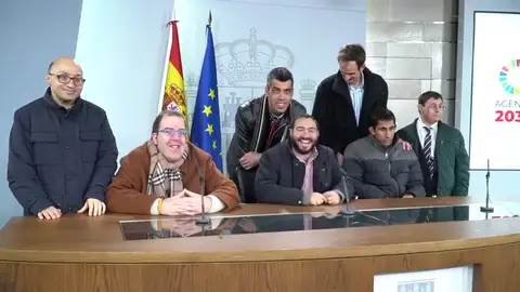 El equipo de 'Campeones' pide a Sánchez más ayudas para personas con discapacidad en su visita a La Moncloa El equipo de 'Campeones' pide a Sánchez más ayudas para personas con discapacidad en su visita a La Moncloa