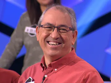 La curiosa anécdota de Alberto, del equipo de 'Los Lobos', en un 'sex shop': "Cuando cumplí 50 años recibí un regalo para alegrarme" La curiosa anécdota de Alberto, del equipo de 'Los Lobos', en un 'sex shop': "Cuando cumplí 50 años recibí un regalo para alegrarme"
