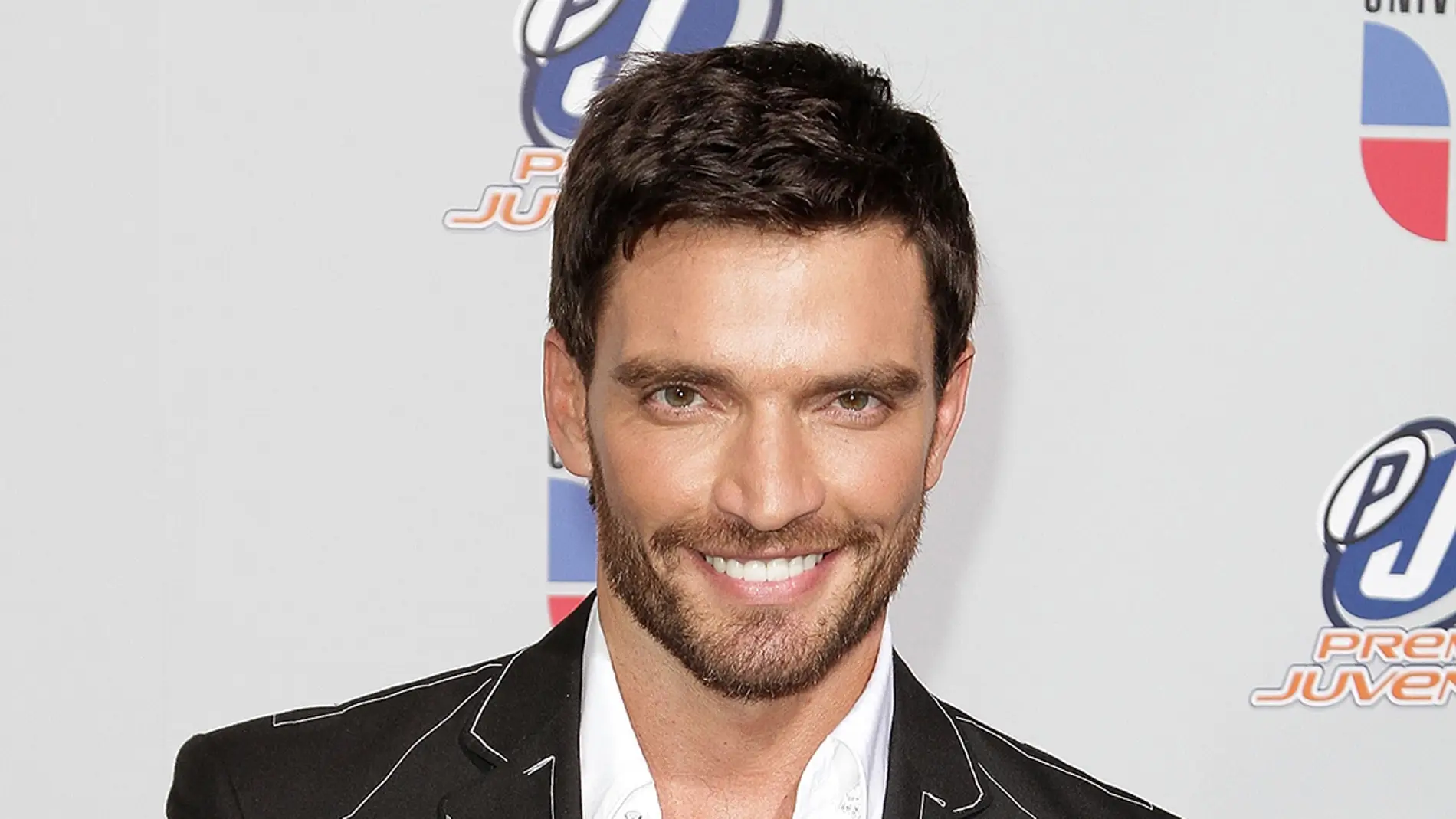 El actor Julián Gil