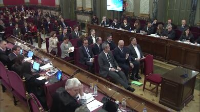 Junqueras ignora la entrada de Torra en el juicio