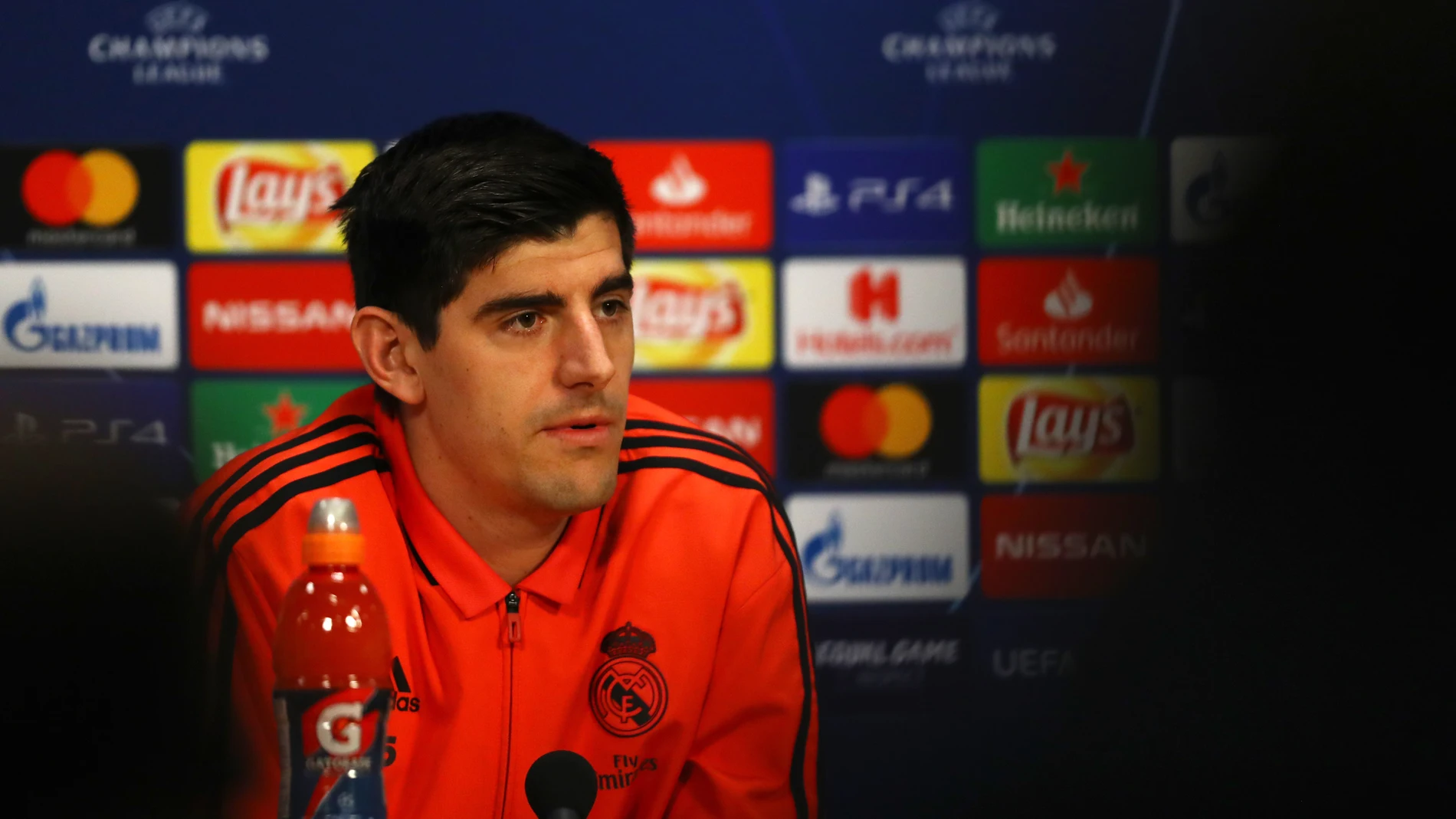 Courtois, en rueda de prensa Courtois, en rueda de prensa