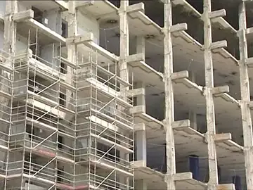 Se necesitan 30 años para pagar una vivienda en Madrid o Barcelona Se necesitan 30 años para pagar una vivienda en Madrid o Barcelona
