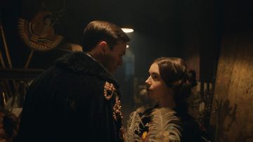 Nicholas Hoult y Lily Collins en 'Tolkien' Nicholas Hoult y Lily Collins en 'Tolkien'
