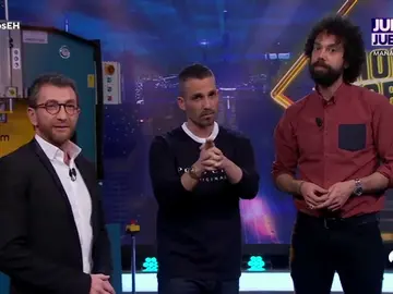 Juan y Damiana analizan nuevas cosas que pasan en pareja por las noches Juan y Damiana analizan nuevas cosas que pasan en pareja por las noches