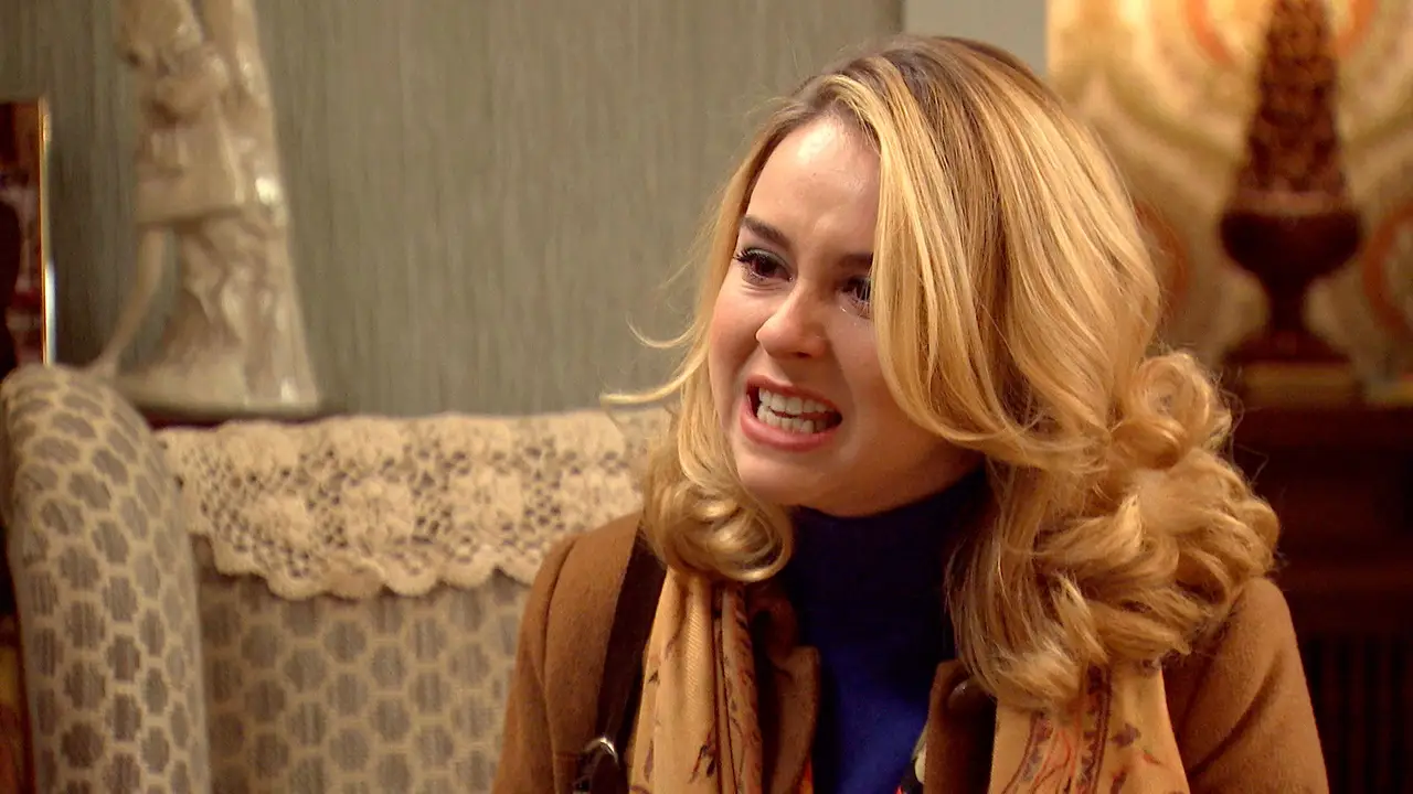 Luisita ataca a su madre: "¿Por qué te empeñas en arruinarme la vida?"