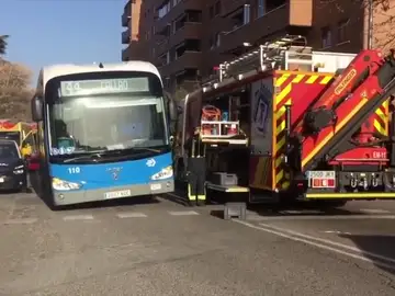 Un autobús de la EMT atropella a un hombre en Madrid Un autobús de la EMT atropella a un hombre en Madrid