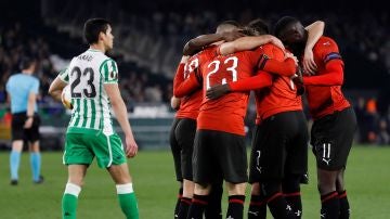 Los jugadores del Rennes celebran un gol en el Benito Villamarín