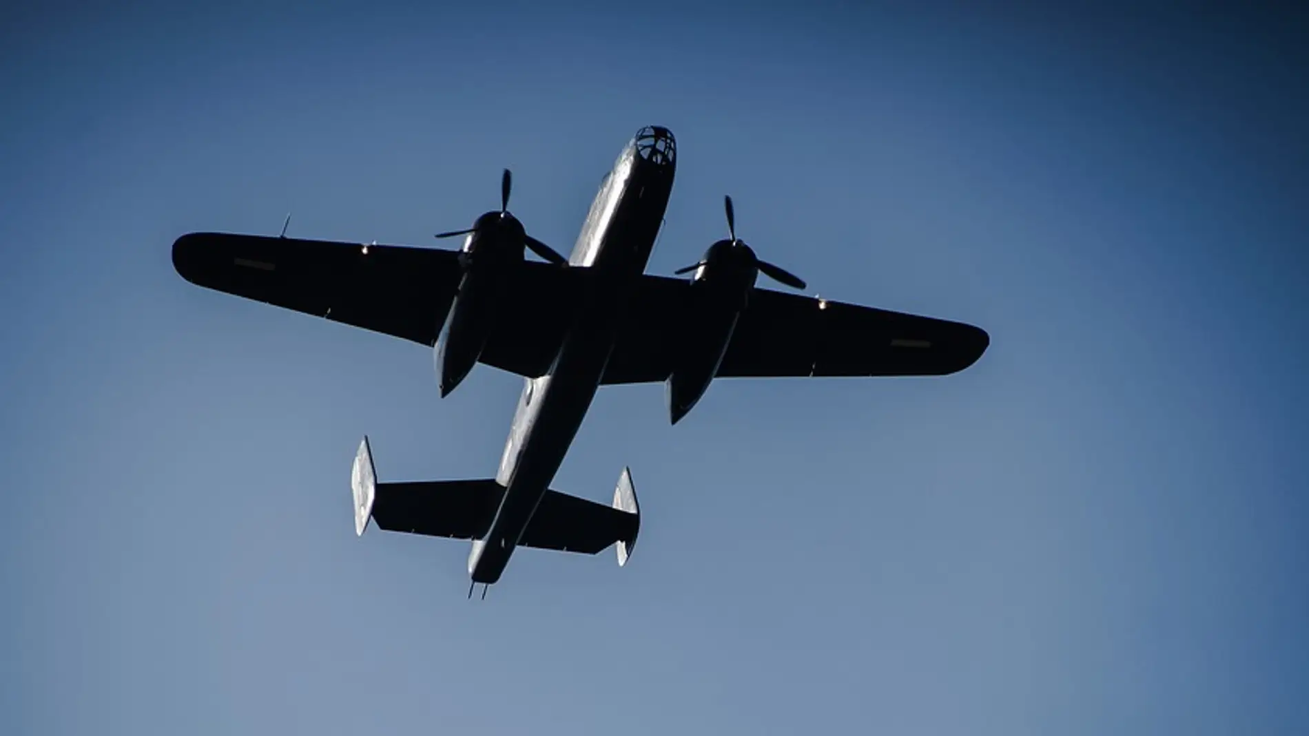 Avión