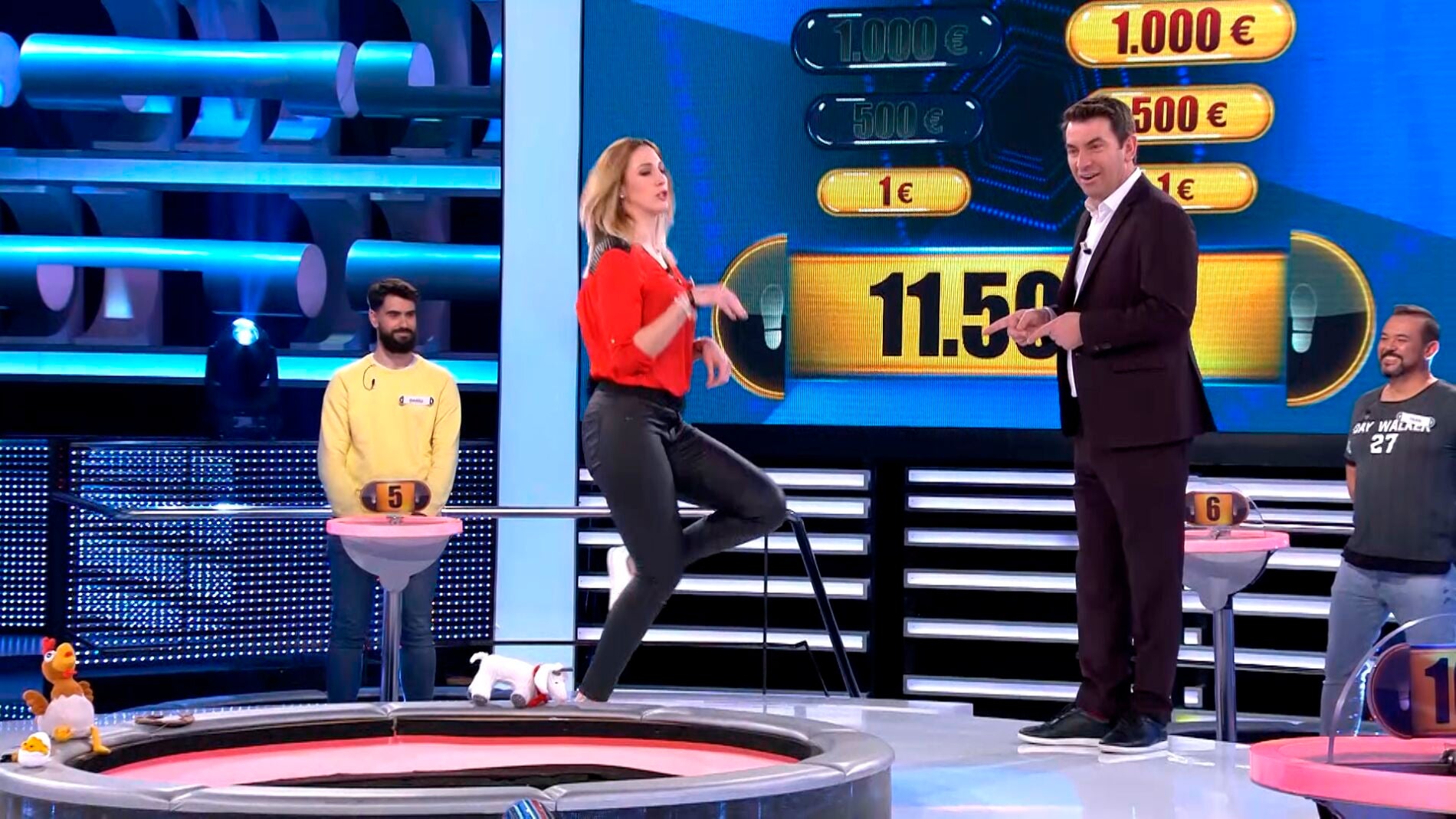  Nuria sorprende en '&iexcl;Ahora Caigo!' haciendo la d&iacute;ficil imitaci&oacute;n del caballo