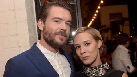 Charlie Weber y Liza Weil de 'Cómo defender a un asesino'