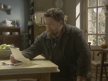 Mauricio recibe una carta íntima de Fe Mauricio recibe una carta íntima de Fe