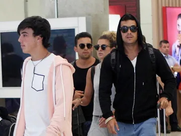 Mario Casas junto a sus hermanos Óscar, Sheila y Christian Mario Casas junto a sus hermanos Óscar, Sheila y Christian