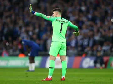 Kepa Arrizabalaga pide no ser cambiado en Wembley Kepa Arrizabalaga pide no ser cambiado en Wembley