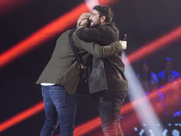 VÍDEO-LA VOZ: Antonio Orozco se pone romántico con Javi Moya en los Asaltos de ‘La Voz’: “Es probable que el que haya estado en marte haya sido yo por no darme cuenta de que existías hasta hoy” VÍDEO-LA VOZ: Antonio Orozco se pone romántico con Javi Moya en los Asaltos de ‘La Voz’: “Es probable que el que haya estado en marte haya sido yo por no darme cuenta de que existías hasta hoy”