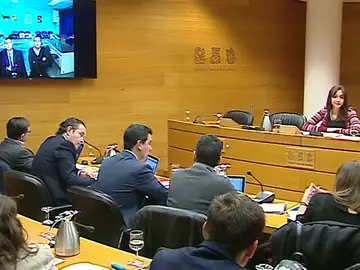 'El Bigotes' declara que Casado todavía tiene "mucha mierda" en la mochila 'El Bigotes' declara que Casado todavía tiene "mucha mierda" en la mochila