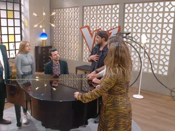 VIDEO: Antonio Orozco y los talents de su equipo unen sus voces y su corazón para interpretar el ‘Devuélveme la vida’ VIDEO: Antonio Orozco y los talents de su equipo unen sus voces y su corazón para interpretar el ‘Devuélveme la vida’