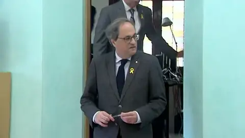 La Guardia Civil relaciona a Torra con la estrategia ilegal del 1 de octubre La Guardia Civil relaciona a Torra con la estrategia ilegal del 1 de octubre