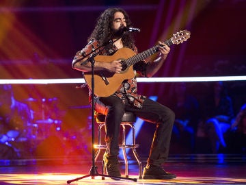 VIDEO: Tomás Basso canta en los Asaltos de ‘La Voz’ 