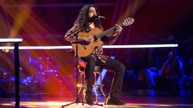 Tomás Basso canta ‘Corcovado’ en los Asaltos de ‘La Voz’ 