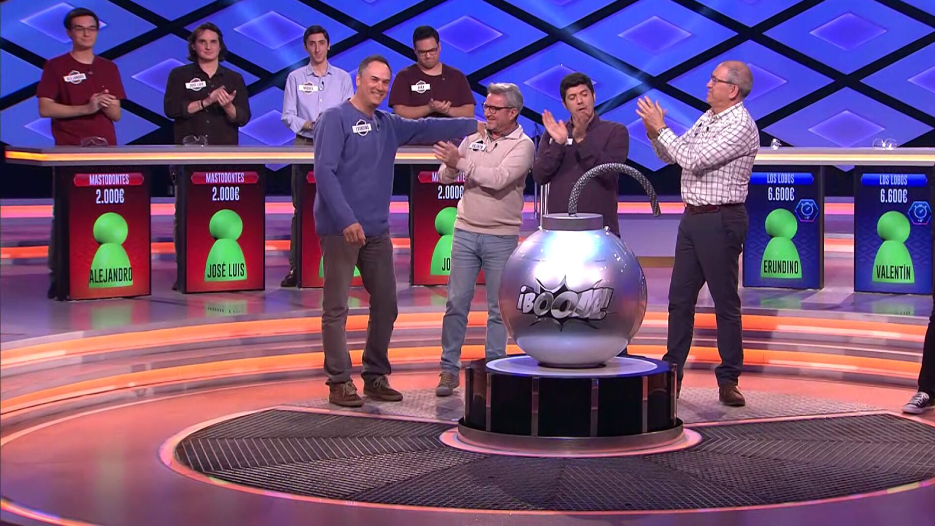 Espectacular 'plenazo' de Erundino, del equipo de 'Los Lobos', en la bomba clasificatoria 