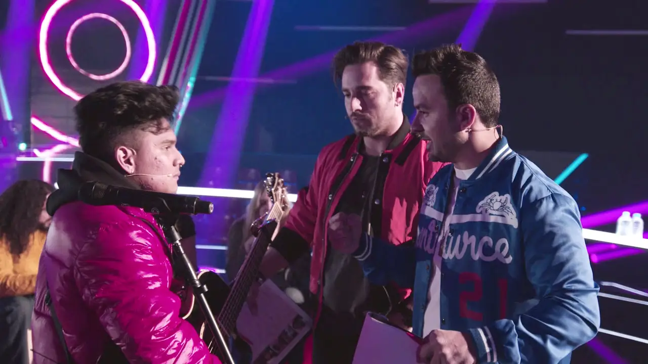 VÍDEO - LA VOZ: Luis Fonsi, a Lion en los ensayos de los Asaltos de ‘La Voz’: “Sé que no lo has ensayado así, pero la canción pide que entre la banda”