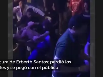 Un luchador de jiu-jitsu pierde los papeles en pleno combate y se pega con el público Un luchador de jiu-jitsu pierde los papeles en pleno combate y se pega con el público