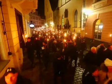 Procesión de antorchas de la ultraderecha en Estonia Procesión de antorchas de la ultraderecha en Estonia