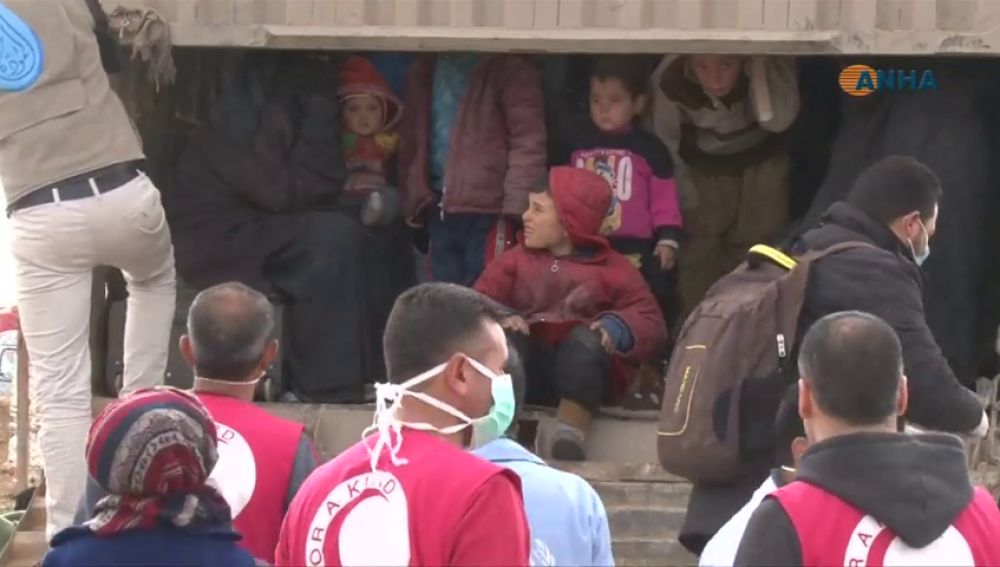 Continúan las evacuaciones del último bastión del Estado Islámico en Siria
