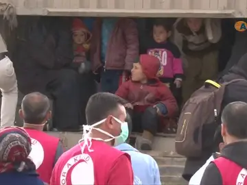 Continúan las evacuaciones del último bastión del Estado Islámico en Siria Continúan las evacuaciones del último bastión del Estado Islámico en Siria