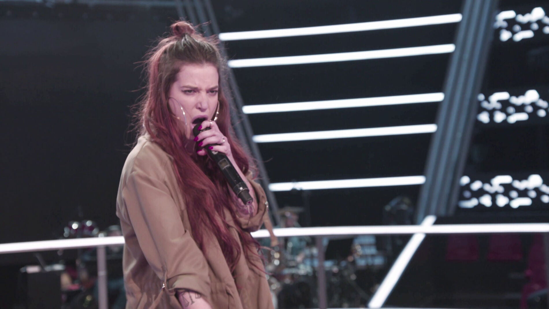 VÍDEO - Sandra Groove aporta guerra y caña durante los ensayos de ‘La Voz’