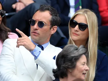 Jude Law y Phillipa Coan Jude Law y Phillipa Coan