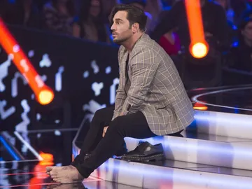 Vídeo: David Bustamante sufre un robo de zapatos en los Asaltos Vídeo: David Bustamante sufre un robo de zapatos en los Asaltos