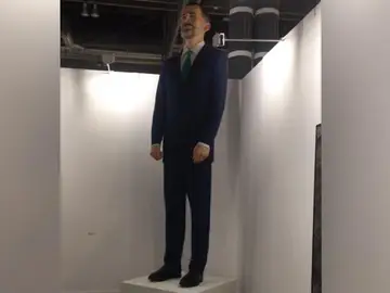 Sierra lleva a Arco un ninot del rey que deberá quemar quien lo compre Sierra lleva a Arco un ninot del rey que deberá quemar quien lo compre