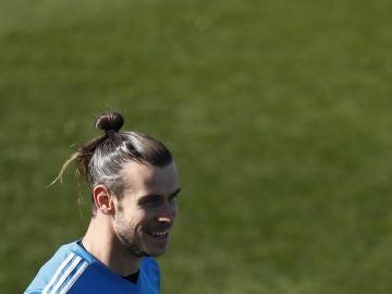 Bale, sonriente en el último entrenamiento del Real Madrid