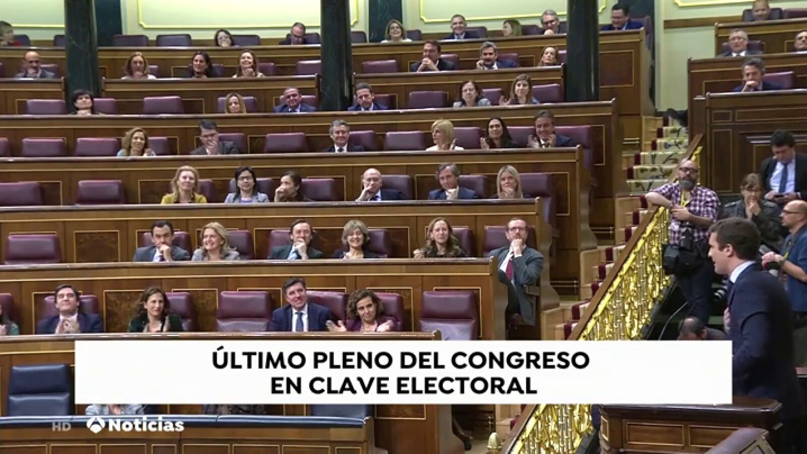 El rifirrafe entre Sánchez y Casado en el último pleno del Congreso antes de las elecciones generales del 28 de abril 