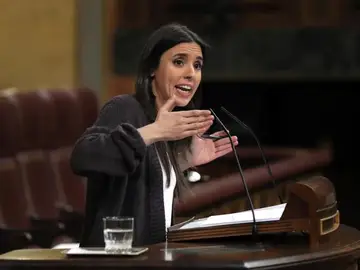 La portavoz de Unidos Podemos, Irene Montero La portavoz de Unidos Podemos, Irene Montero