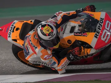 Jorge Lorenzo, subido en su Honda Jorge Lorenzo, subido en su Honda