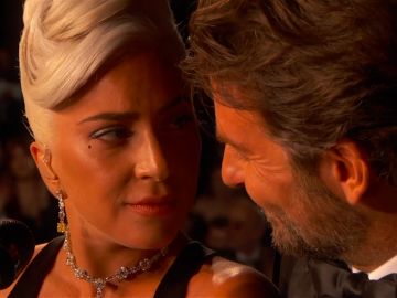 Lady Gaga y Bradley Cooper en los Oscar 2019