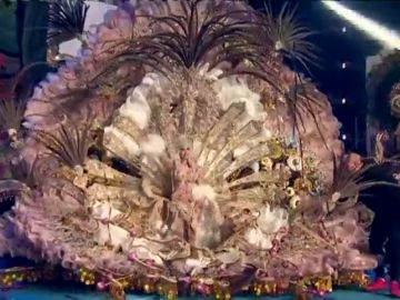 Priscila Medina, coronada reina del Carnaval de Santa Cruz de Tenerife