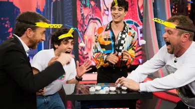 El divertido juego de ‘Los Javis’ con El Monaguillo El divertido juego de ‘Los Javis’ con El Monaguillo
