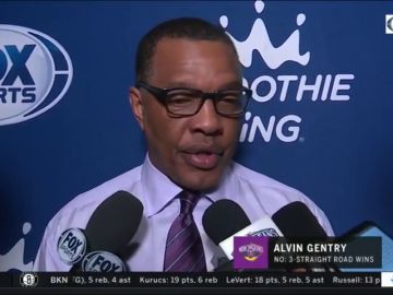 La confesión del técnico de los Pelicans ante la prensa: "Perdonadme, me he tomado un par de cervezas" La confesión del técnico de los Pelicans ante la prensa: "Perdonadme, me he tomado un par de cervezas"