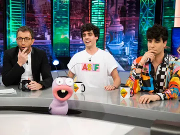 VÍDEO: Trancas y Barrancas celebran que tienen a 'Los Javis' en 'El Hormiguero 3.0' con 'El Javierizador' VÍDEO: Trancas y Barrancas celebran que tienen a 'Los Javis' en 'El Hormiguero 3.0' con 'El Javierizador'