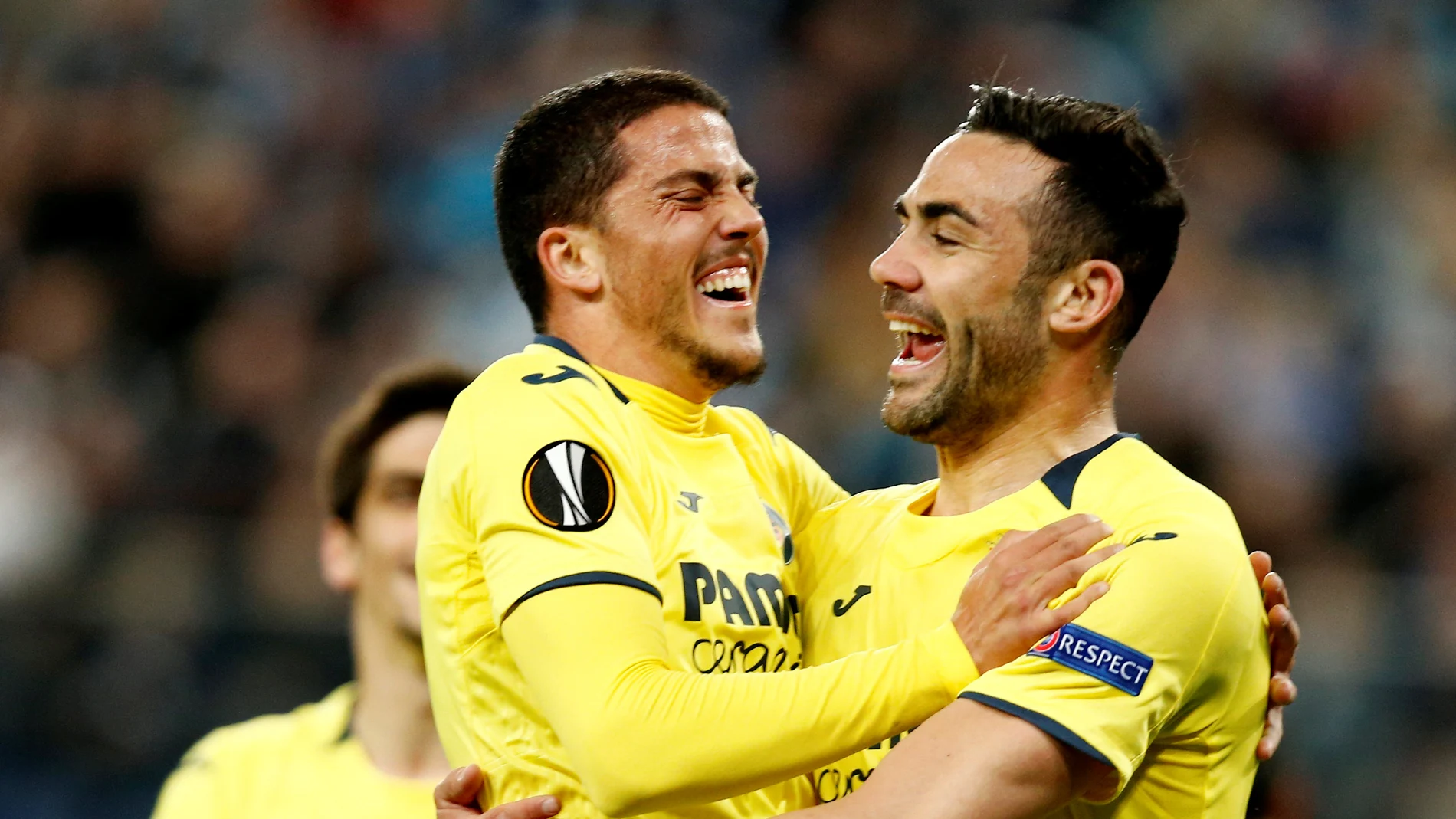 Iborra y Fornals celebran uno de los goles del Villarreal ante el Zenit Iborra y Fornals celebran uno de los goles del Villarreal ante el Zenit