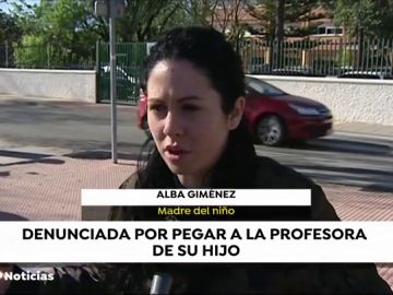 Una madre propina un cabezazo y rompe el labio a una profesora de Málaga porque su hijo se quedó con hambre en el desayuno