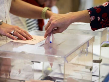 Elecciones Galicia y País Vasco: Diferencia entre voto nulo, voto en blanco y abstención