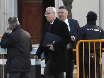 Sabastián Trapote llegando al juicio al procés Sabastián Trapote llegando al juicio al procés