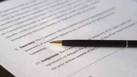 Un contrato Un contrato