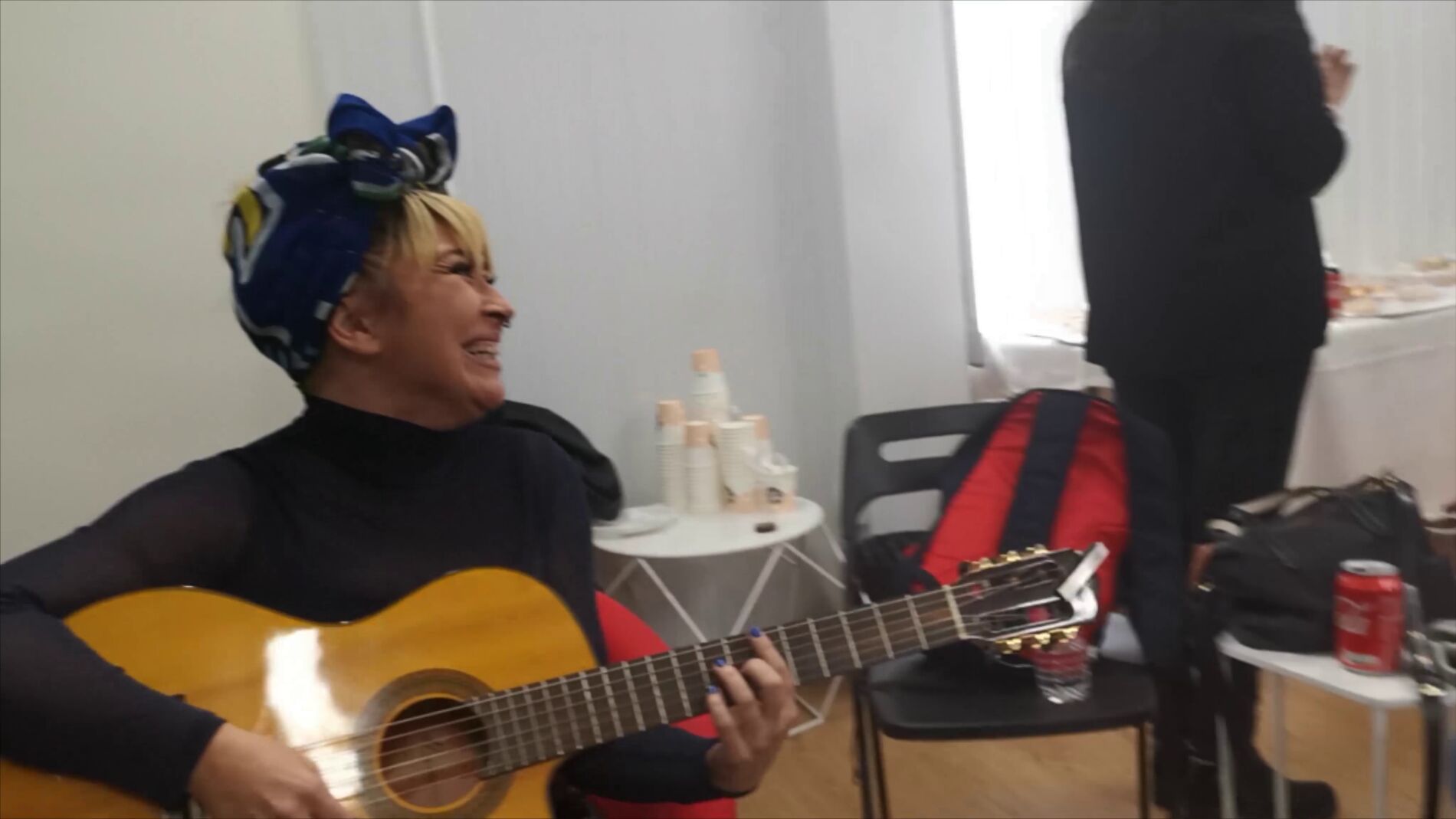 Los familiares del Equipo Fonsi nos sorprenden con esta mágica versión de 'Valerie'
