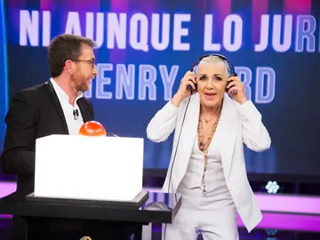 Marron trae a 'El Hormiguero 3.0' los éxitos de Ana Torroja y Mecano con un nostálgico juego Marron trae a 'El Hormiguero 3.0' los éxitos de Ana Torroja y Mecano con un nostálgico juego